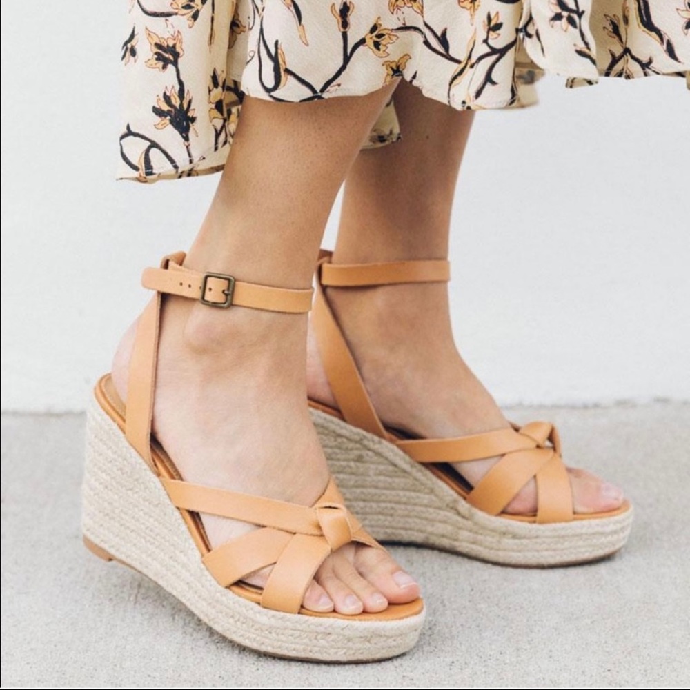 Soludos Charlotte Wedge in Nude Size US 9.5